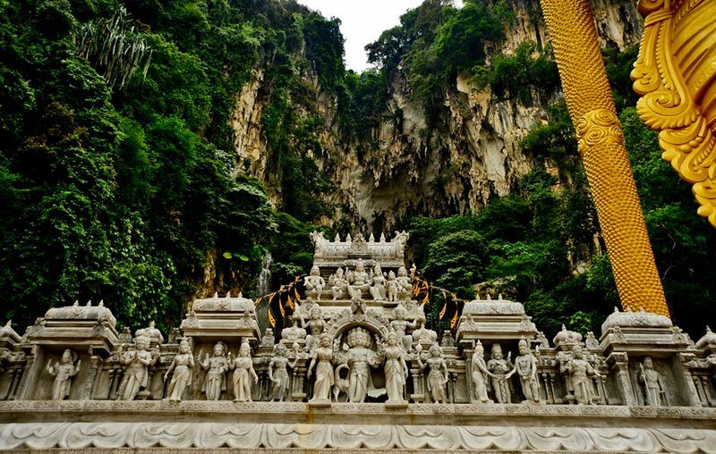 4 MAIN ATTRACTIONS IN BATU CAVES | MALAYSIA